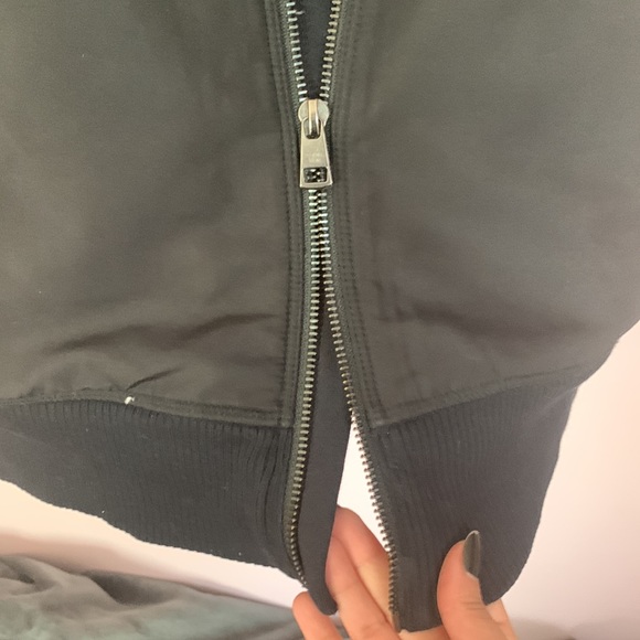 Calvin Klein vest black size L zipper not working 100% cotton - Picture 3 of 8